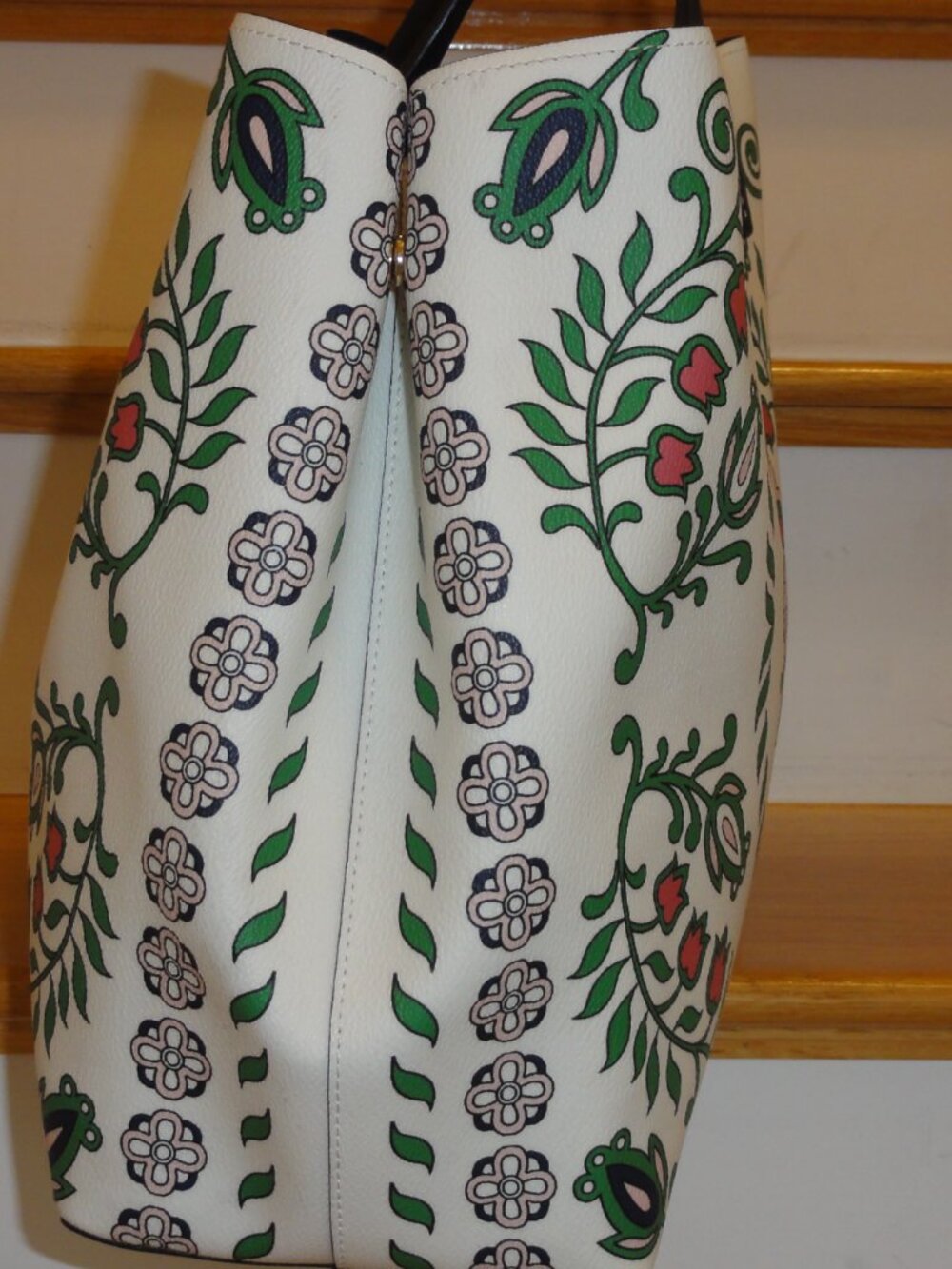 Tory Burch Kerrington Square Large Tote "Hicks Garden" EXCELLENT CONDITION! - Picture 9 of 11